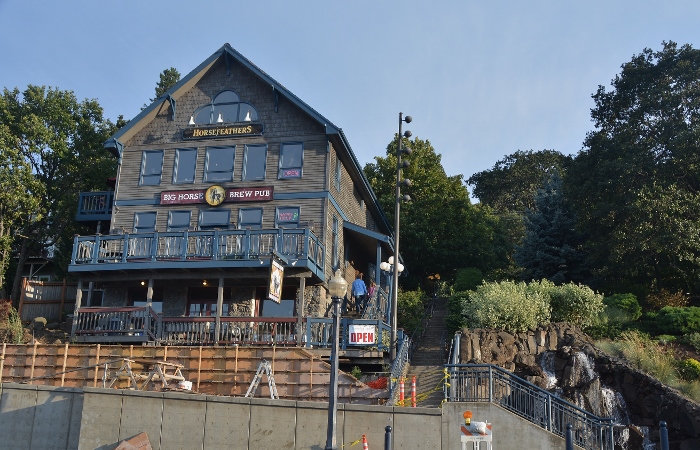 Horsefeather's Restaurant and Pub